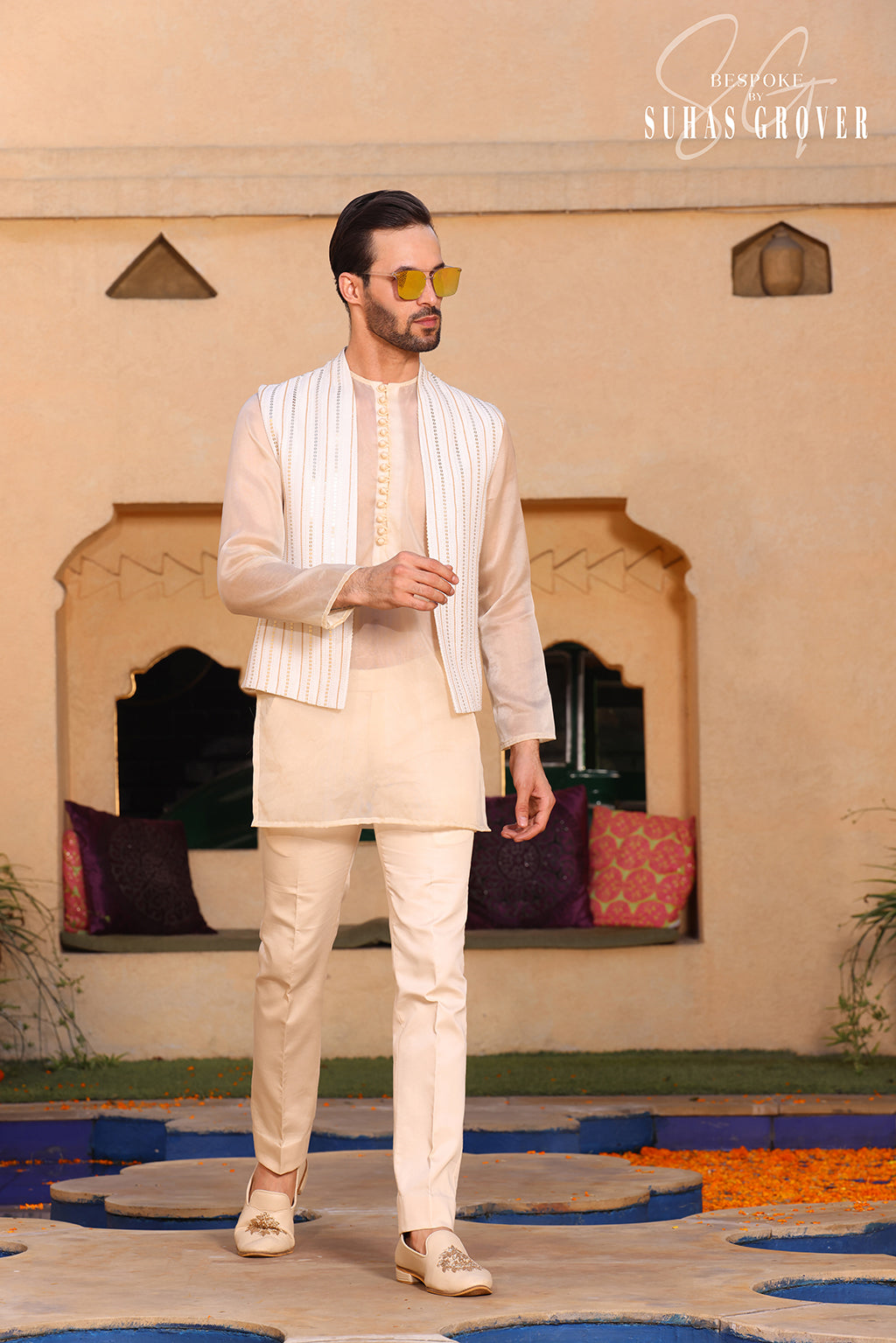 WHITE LUCKNOWI OPEN SHRUG JACKET SET