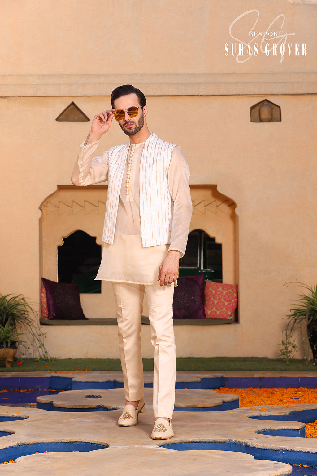 WHITE LUCKNOWI OPEN SHRUG JACKET SET