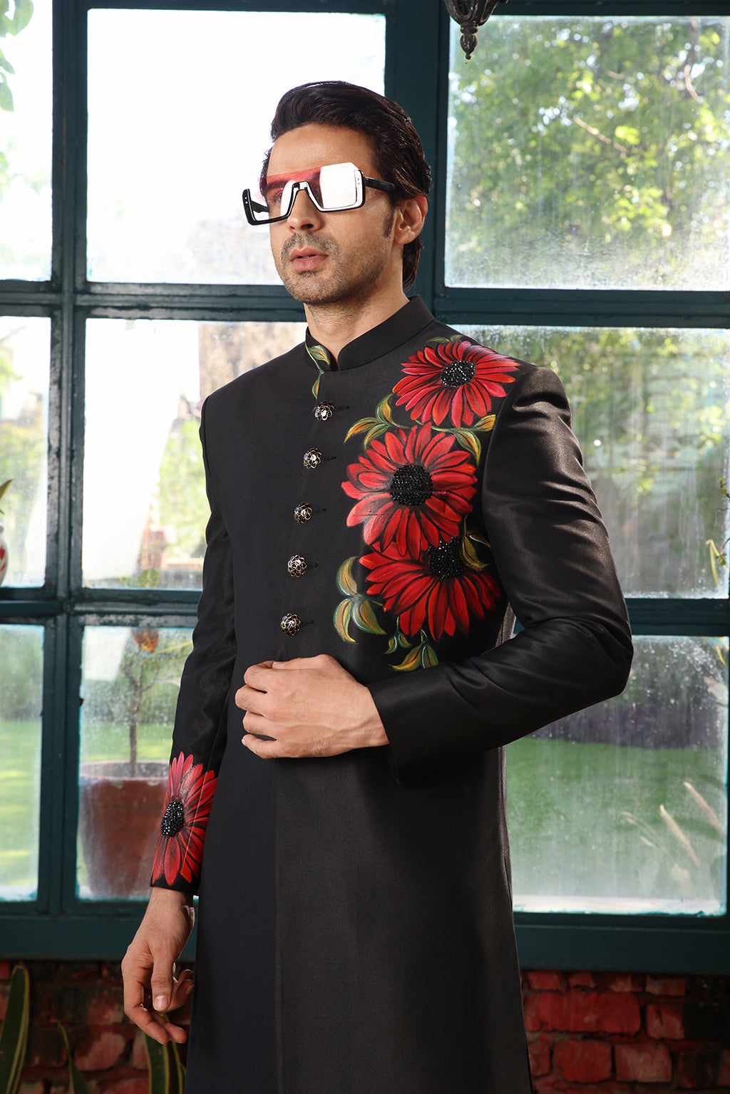 BLACK HANDPAINT INDOWESTERN SET
