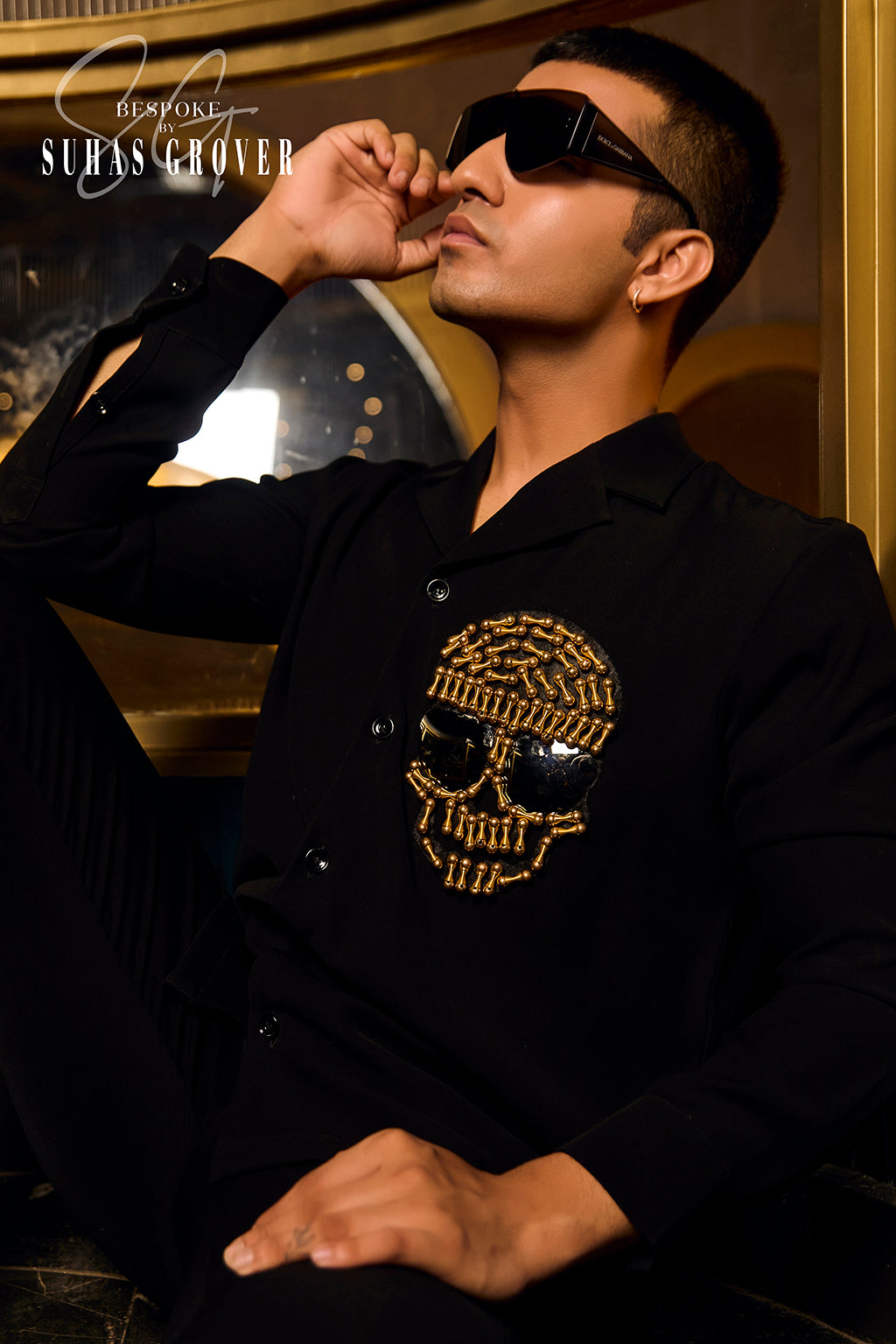GOLDEN SKULL BLACK SHIRT