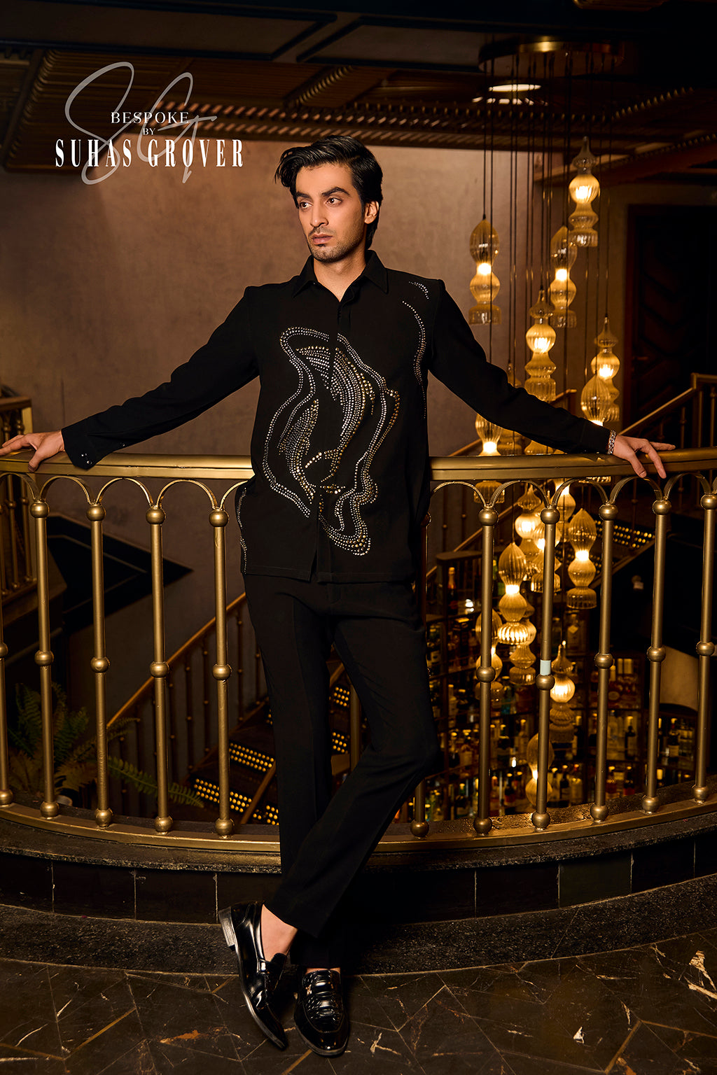 BLACK MULTI STUDS FISH SHIRT