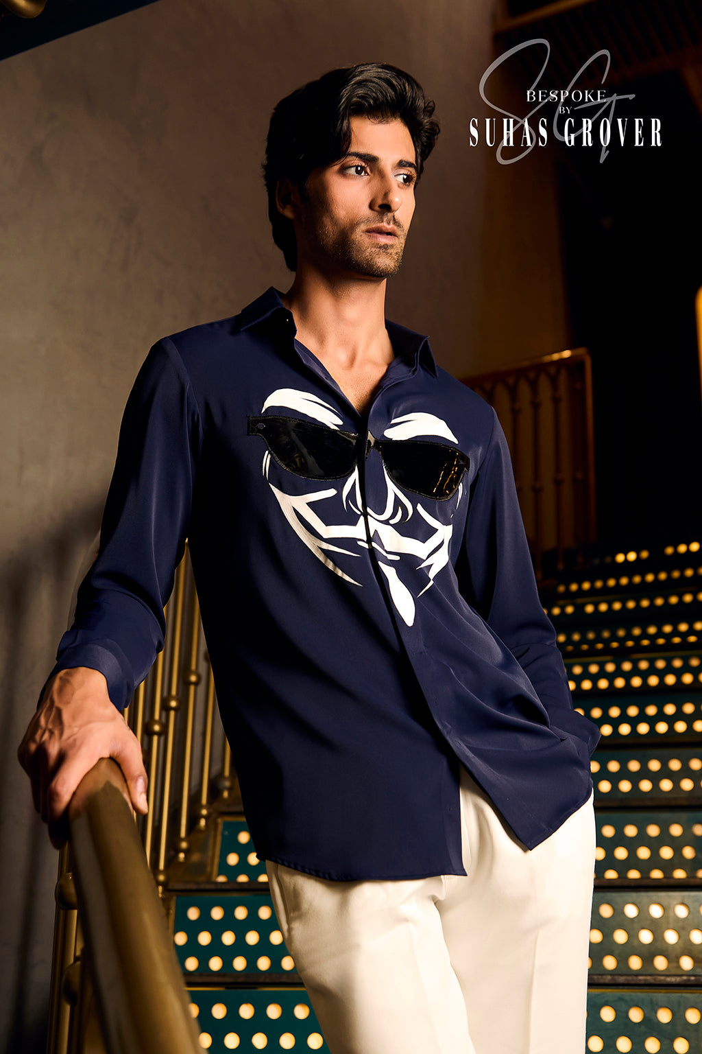 BLUE FACE BLACK SUNGLASSES SHIRT