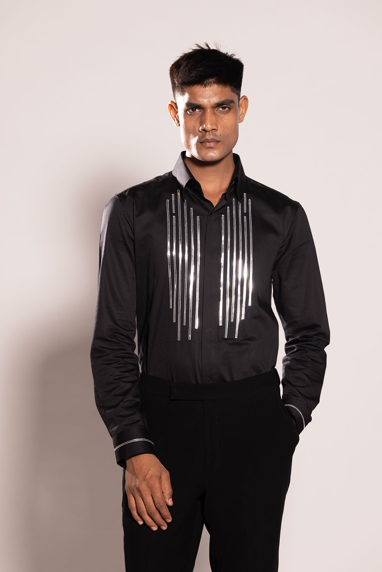 BLACK TAPING SHIRT