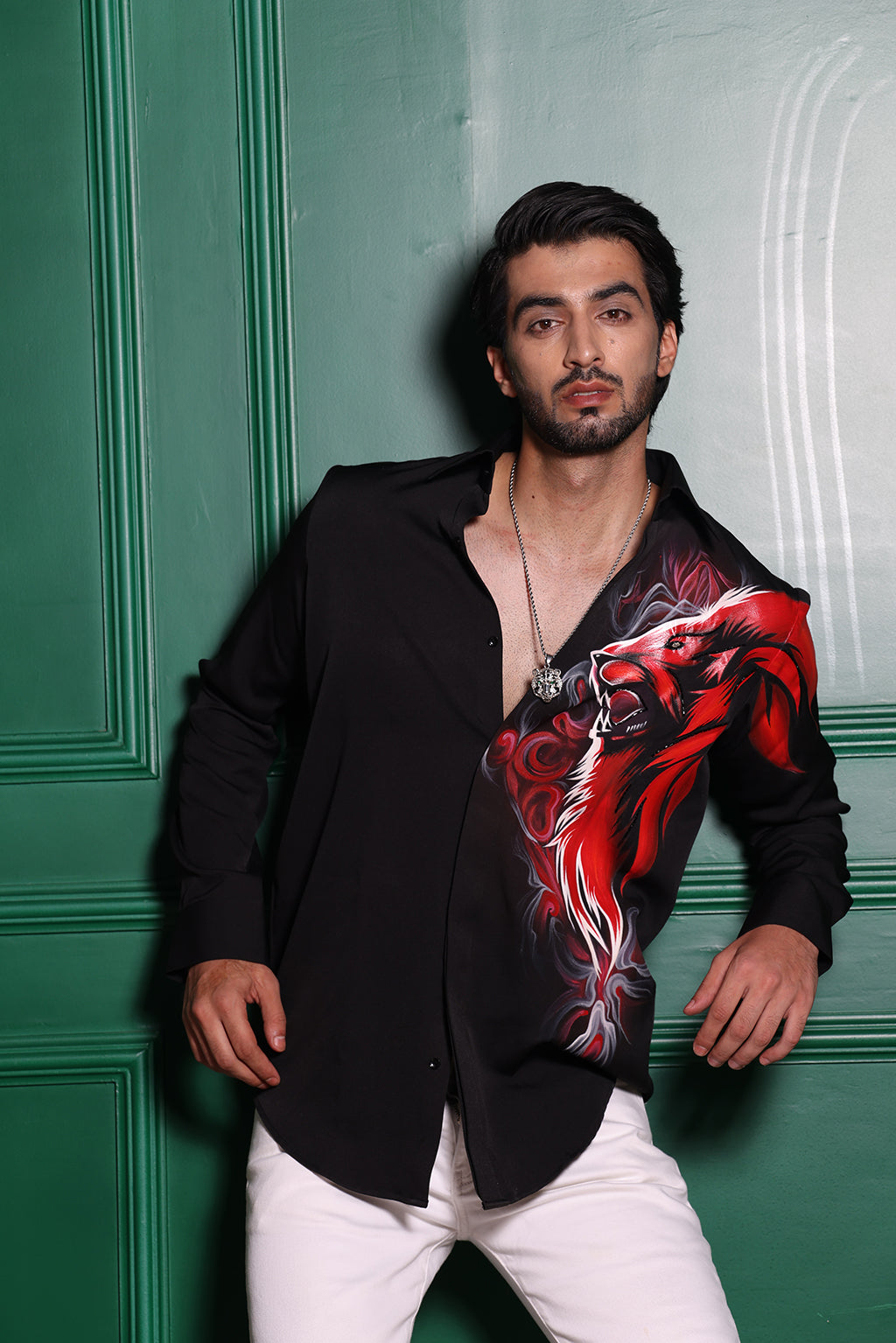 RED LION HAND PAINT SHIRT