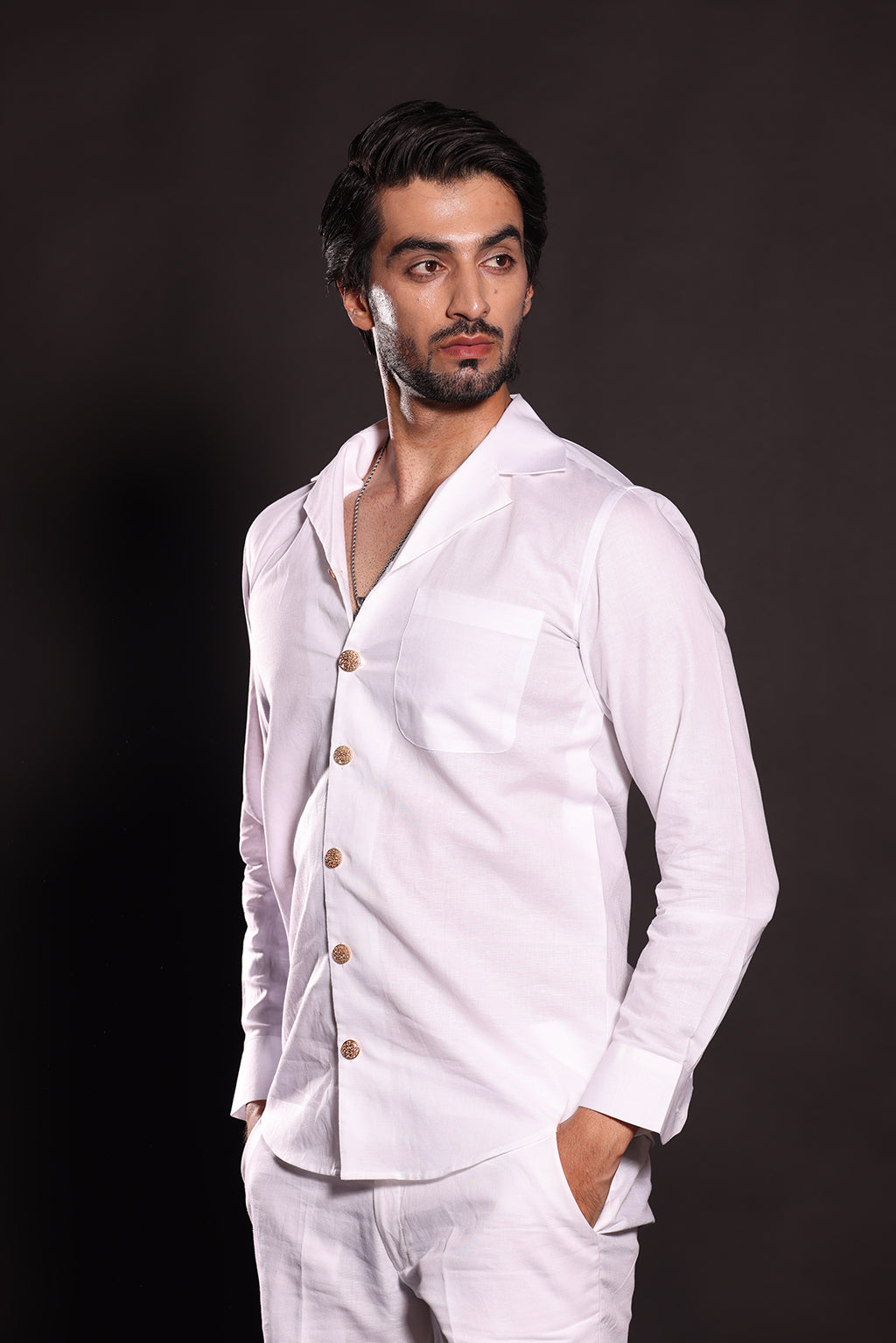 WHITE LINEN SHIRT