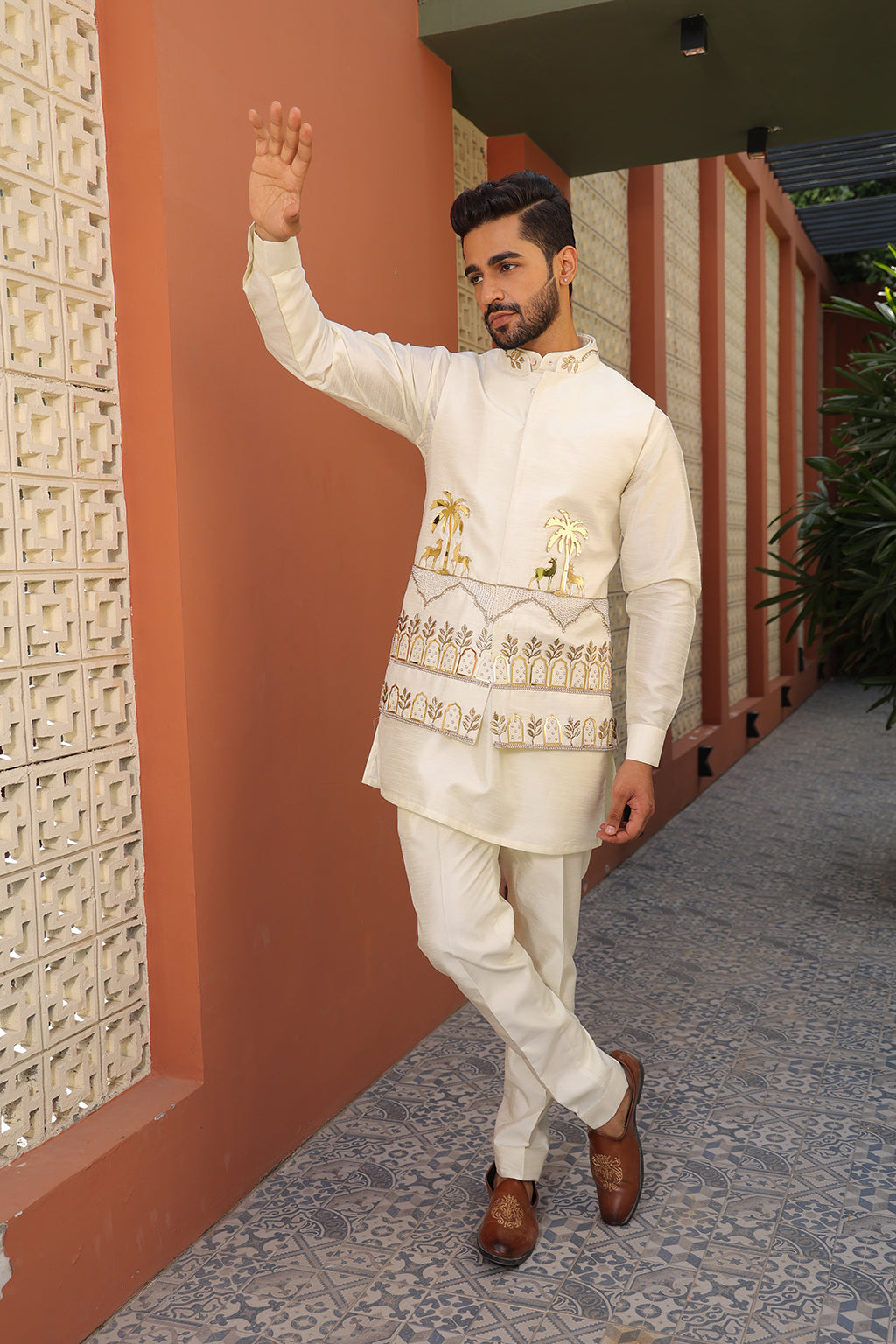 WHITE & GOLD MIRROR NEHRU JACKET
