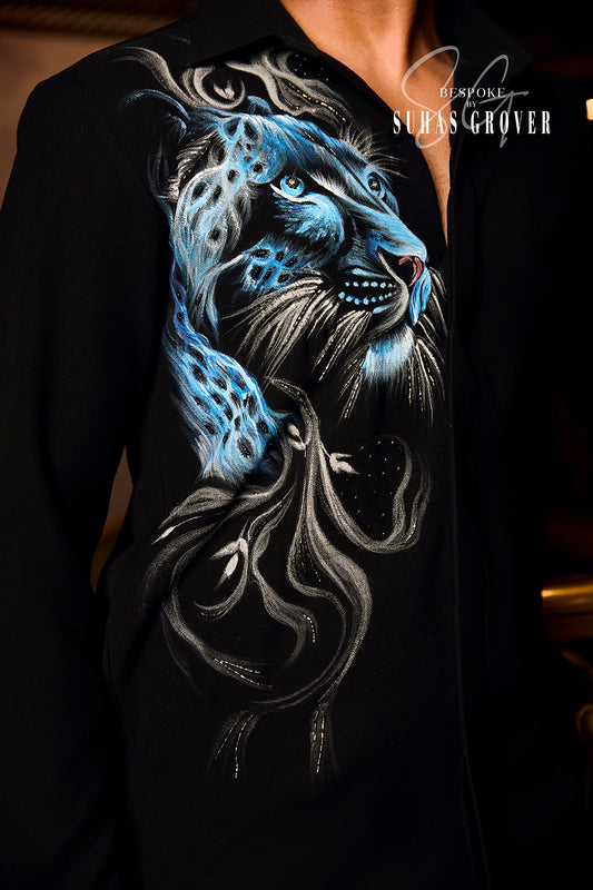 BLUE HANDPAINT TIGER BLACK SHIRT