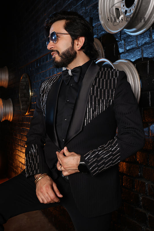 BLACK LINE EMBROIDERY TUXEDO SET