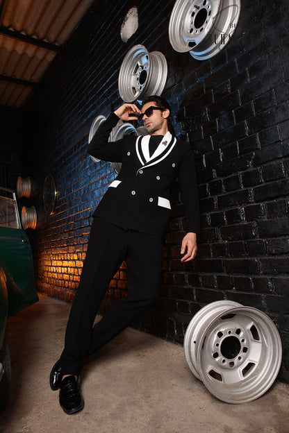 BLACK DOUBLE BREASTED TUXEDO