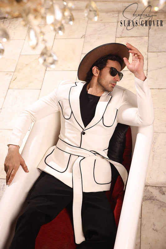 WHITE KNOT BLAZER