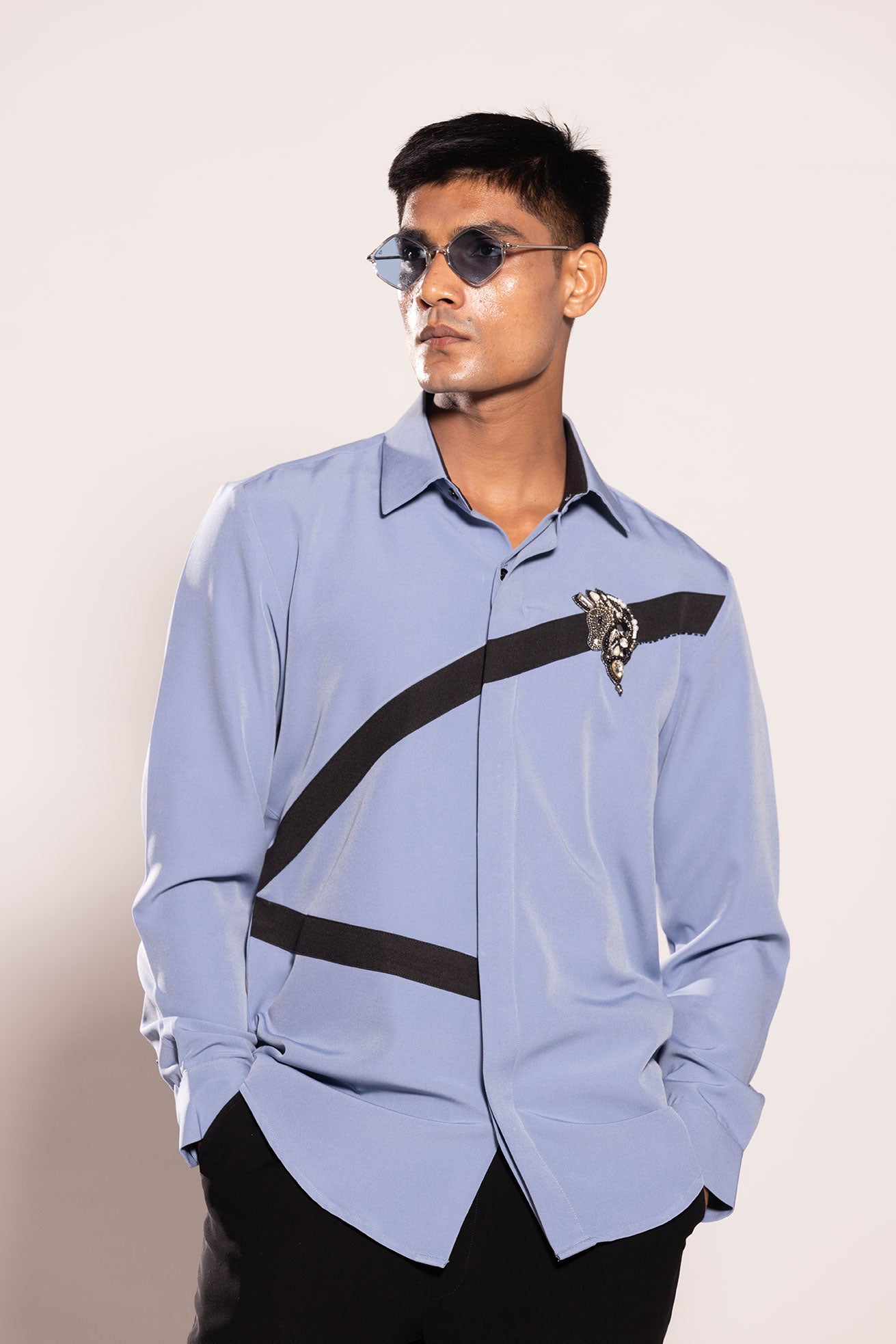 GREY HORSE SHIRT