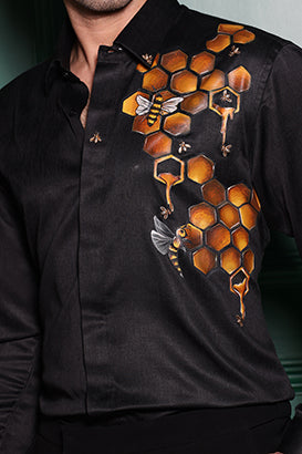 BLACK HONEY BEE HAND PAINT SHIRT
