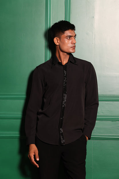 BLACK CUT DANA SHIRT