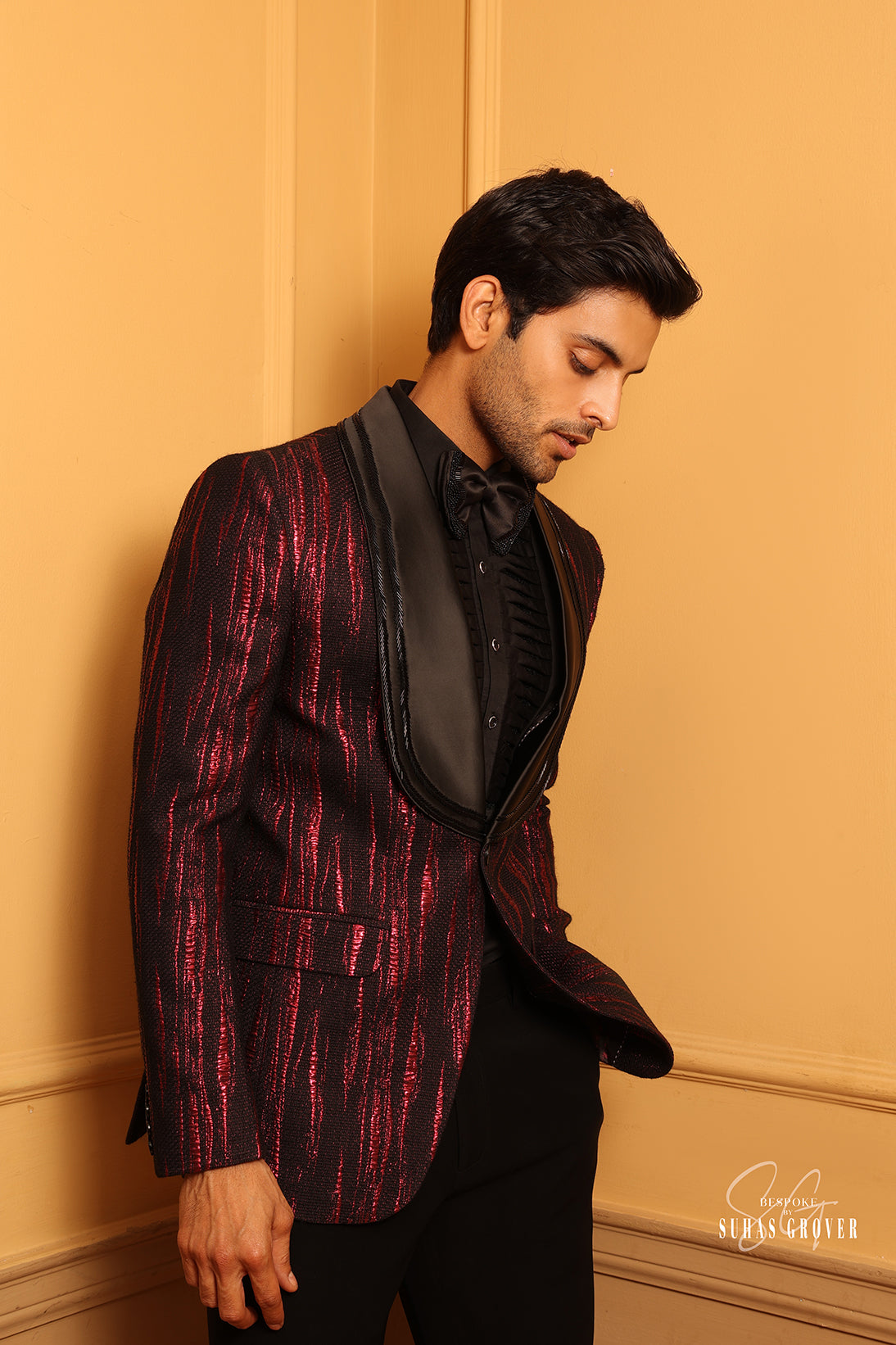 RED MAROON JAQUARD TUXEDO SET