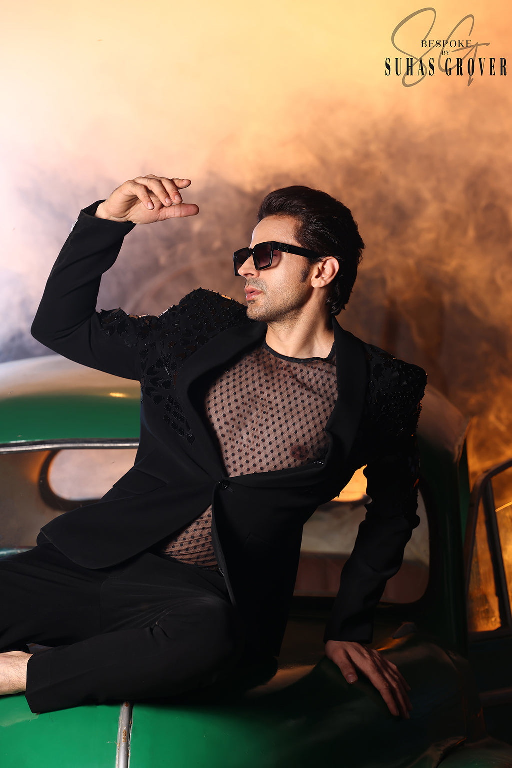 BLACK AC TUXEDO SET