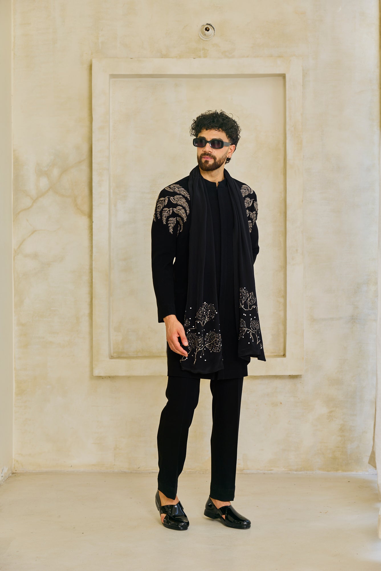 The Black Willow Kurta Set