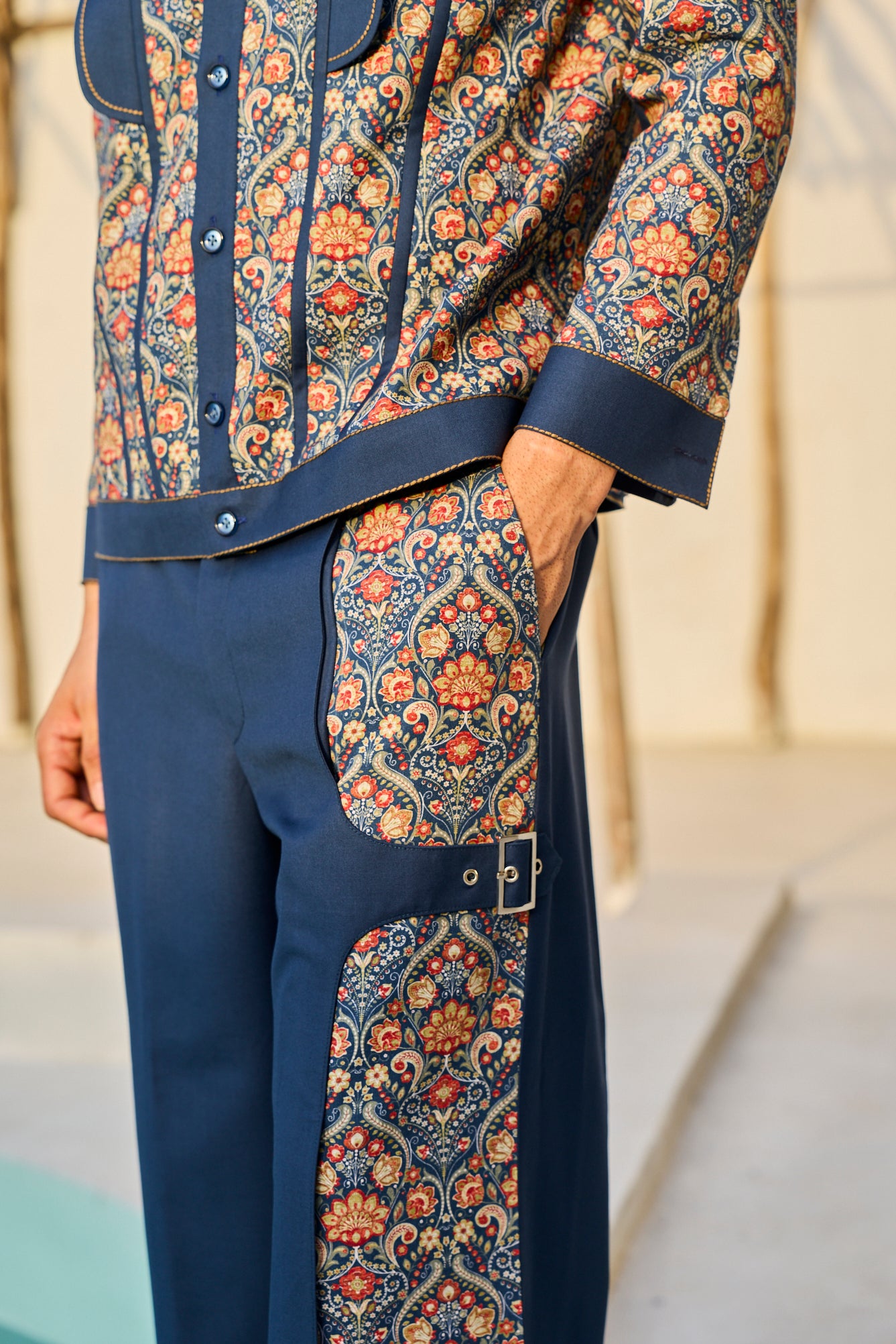 BLUE LINEN PRINTED PATCH CORD SET