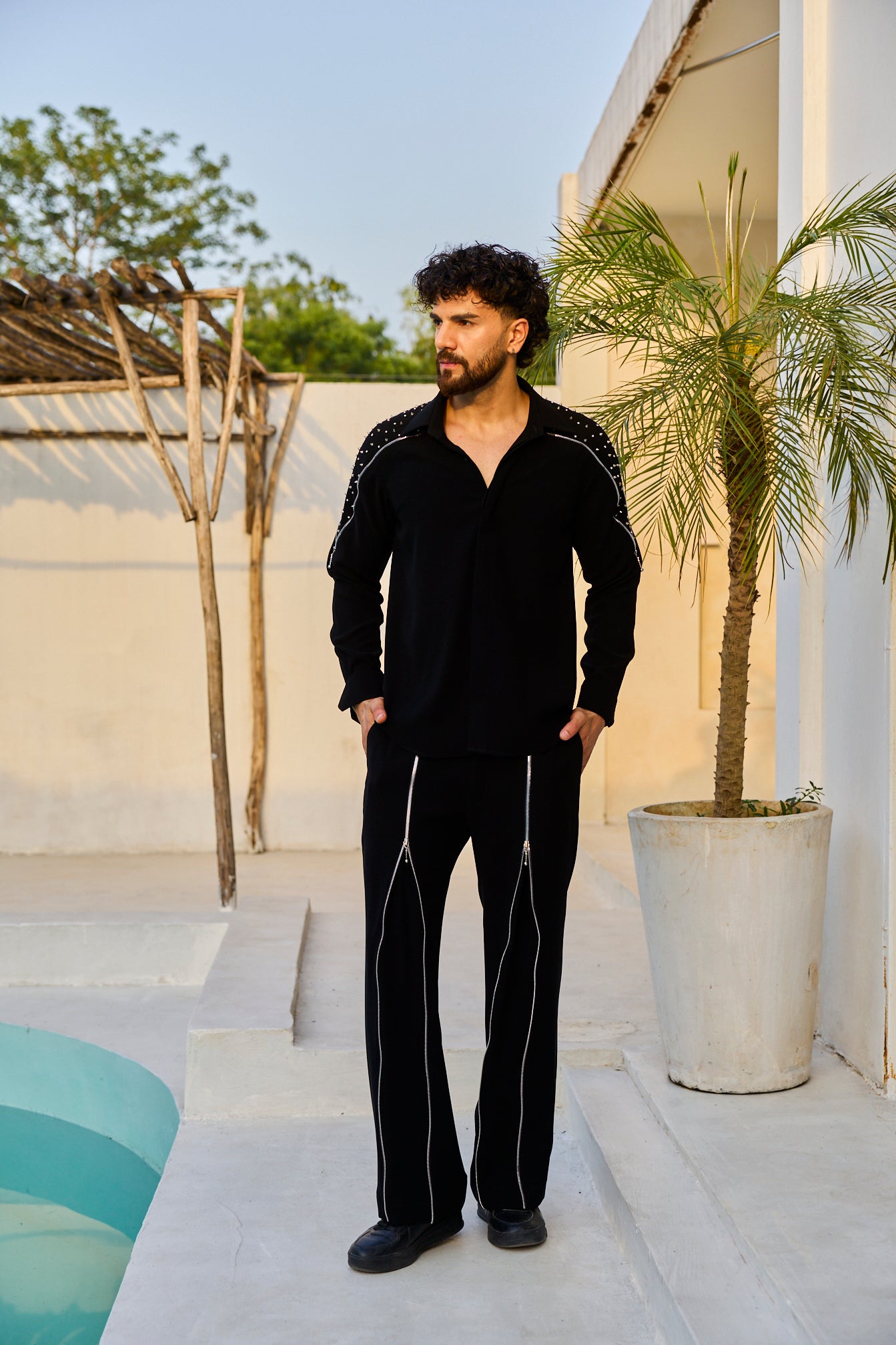 BLACK ZIPPER STUDDED CORD SET