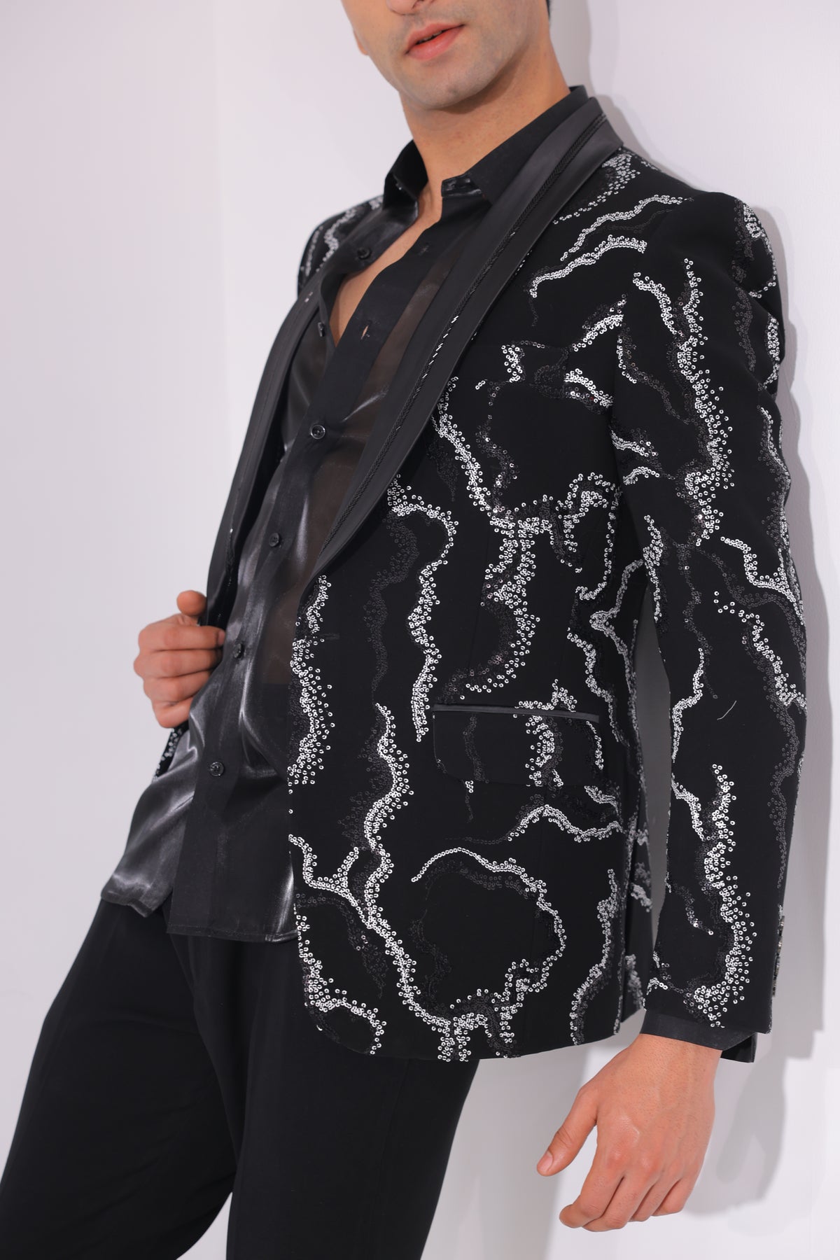 The Onyx Vein Tailored Tuxedo Set