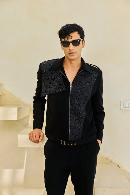 Black zipper