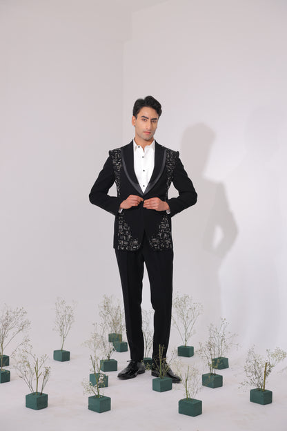 The Motherboard Tuxedo Set