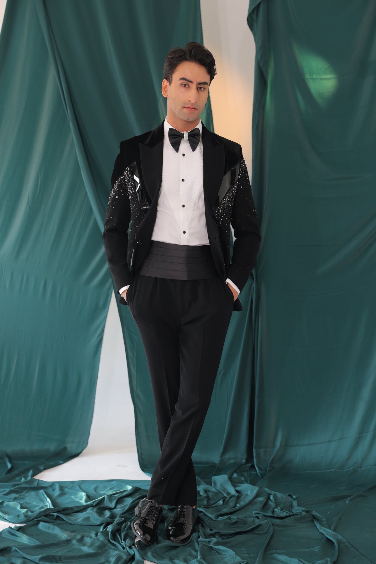 Eclipse Modern Tuxedo Set